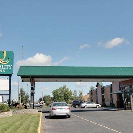 Quality Inn Thief River Falls Exterior foto