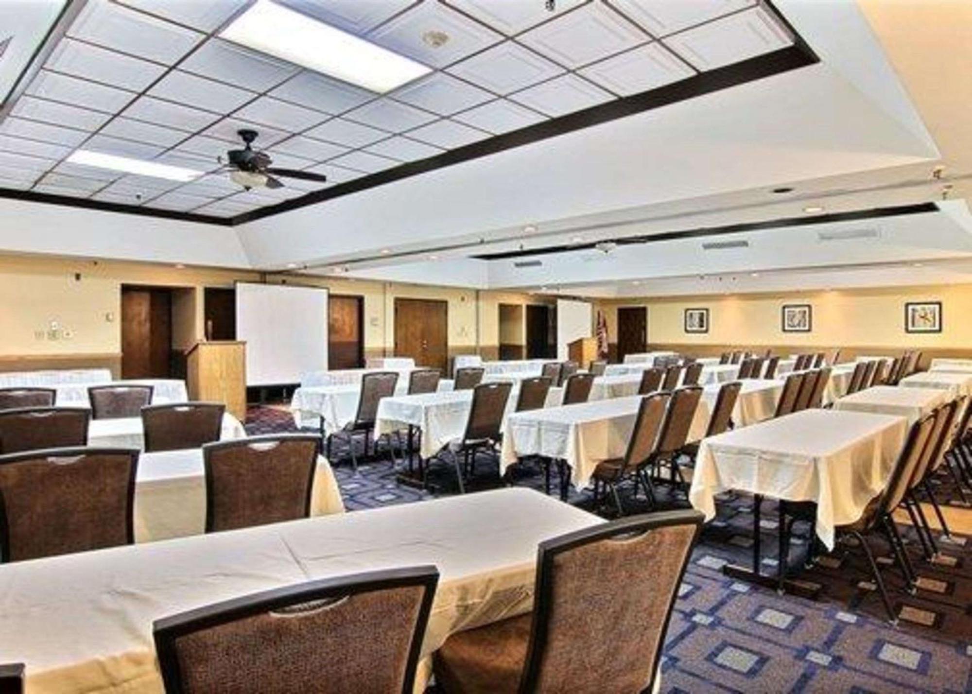 Quality Inn Thief River Falls Exterior foto